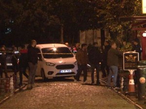 Fatih’te İki Grup Arasında Silahlı Kavga: 2 Yaralı