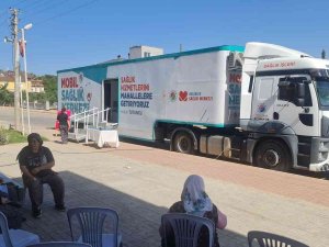 Kepez’in Mobil Sağlık Merkezi İlçe Yollarında