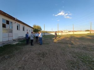 Ahmetler Köyüne 300 Metrekarelik Veranda