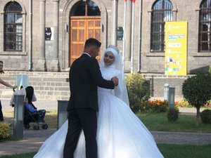 Diyarbakır’da Çiftlerin Fotoğraf Mekanı Tercihi Tarihi ’İ̇çkale’