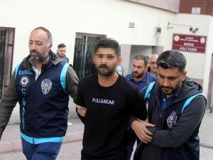 Yakalanan Firari Cinayet Zanlısı Adliyede
