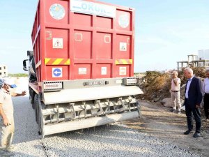 Gültak: "Engellemelere Rağmen Asfalt Serimine Başladık"