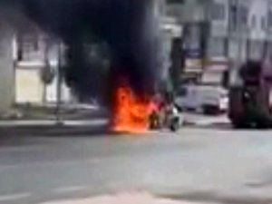 Seyir Halindeki Otomobil Alevlere Teslim Oldu