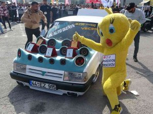 Modifiyeli Araç Tutkunları Malatya’da Bir Araya Geldi