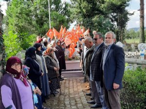 Şehit Jandarma Komando Er Kabri Başında Anıldı