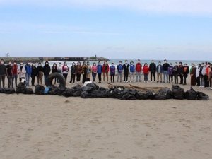 Türkeli’de Çevre Bilinci İçin Atıklardan Ağaç Figürü