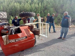 Traktörün Altında Kalan Sürücü Yaralandı