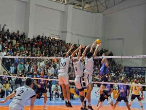 Efeler Ligi: Türşad: 3 - Fenerbahçe: 1