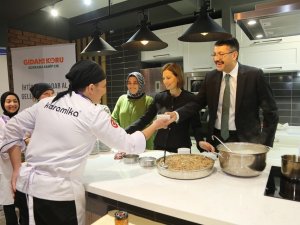 Vali Çelik: “Türkiye’ De Yılda 18 Milyon Tona Ulaşan Gıda İsrafını Azaltmamız Gerek”