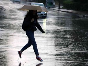 Erzincan’da Sıcaklık Düşüyor Sağanak Yağış Bekleniyor