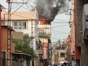 Odunlukta Çıkan Yangın Korkuttu