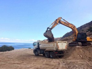Van Büyükşehir Belediyesinden Yol Çalışması