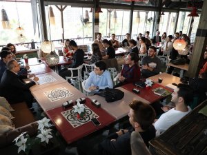 Başkan Sürekli, Üniversitelilere Konuk Oldu