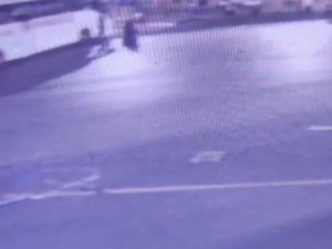 Alibeyköy Cep Otogarı’ndaki Feci Ölümlü Kaza Kamerada: Kadın Otobüsün Altında Kaldı