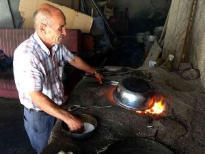 45 Yıllık Kalay Ustası Zamana Direniyor