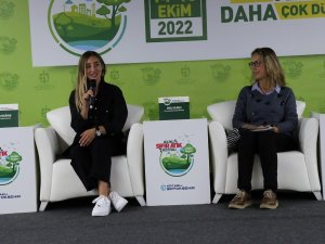 Milli Dalışçı Şahika Ercümen: "Atıkların Yüzde 85’i Denizin Altında"