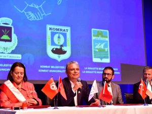 7. Kaleiçi Old Town Festivali’nde 4 Belediyeyle Kardeş Şehir Ve İşbirliği Protokolü İmzalandı