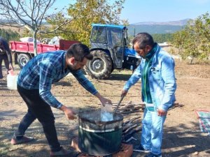 Tavşanlı’da Gülleci Bulamacı Uygulamalı Yapıldı