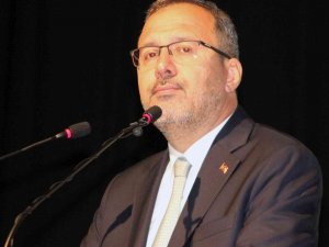 Gençlik Ve Spor Bakanı Dr. Muharrem Kasapaoğlu;