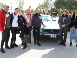 İ̇stanbul’dan Yola Çıkan Klasik Otomobillerin Son Durağı Edirne Oldu