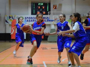 Sanko Okulları Basketbol Takımı İl Şampiyonu Oldu