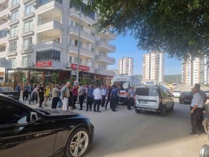 Okuldan Çıkıp Evine Giden Öğrenciye Otomobil Çarptı