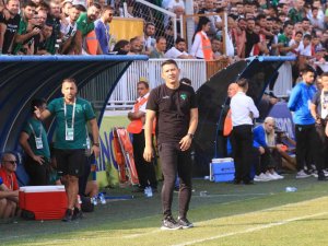 Kocaelispor Ligde İlk Mağlubiyetini Aldı, Fırat Gül İstifaya Çağrıldı