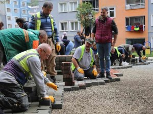 İ̇mece İle İlçelerinin Caddelerine Parke Taşı Döşediler