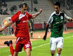 Giresunspor Samsunspor'u deplasmanda ezdi geçti