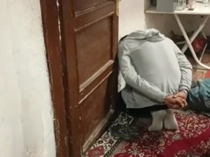 Narkotik Ekipleri Uyuşturucu Tacirlerini Böyle Yakaladı