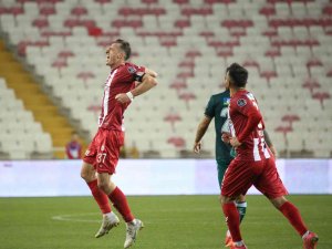 Hakan Arslan Gol Sayısını 2’ye Çıkarttı