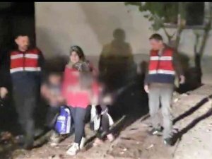 Öz Çocuklarını Kaçırıp, Sevgilisine Eski Kocasından Fidye İstetti