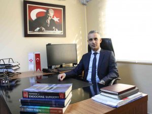 İ̇zsiz Tiroid Ameliyatı Estetik Bütünlüğü Koruyor