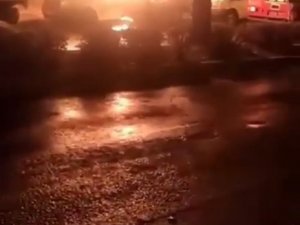 Park Halindeki Pikap Alev Alev Yandı