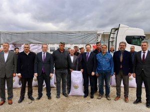 810 Çiftçiye 247 Ton Tohum Desteği Verildi
