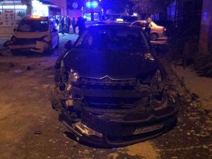 Edirne’de Trafik Kazası: 2 Yaralı