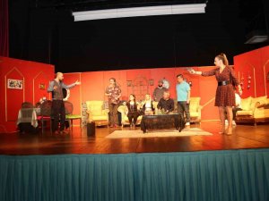 "Kurtar Beni Damat" Vatandaşları Kahkahaya Boğacak