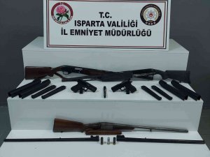 Isparta’da Kaçakçılık Operasyonlarında 25 Şüpheli Hakkında Adli İşlem Başlatıldı