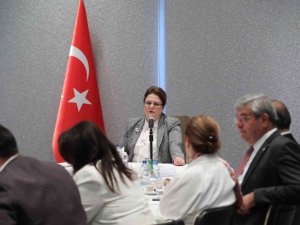 Bakan Yanık, Roman Vatandaşların Yoğunluklu Yaşadığı Bölgelerin Milletvekilleriyle Buluştu