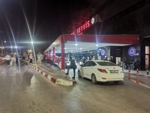 İ̇zmir’de Bıçakla Ağır Yaralanan Genç, Hayata Tutunamadı