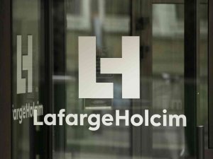 Fransız Çimento Devi Lafarge, Deaş’a Yardım Ettiği Yönündeki Suçlamaları Kabul Etti