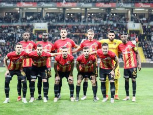 Kayserispor - Galatasaray Maçını 16 Bin 758 Kişi İzledi
