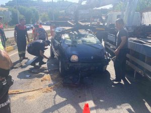Otomobil Sürücüsü Ağır Şekilde Yaralandı