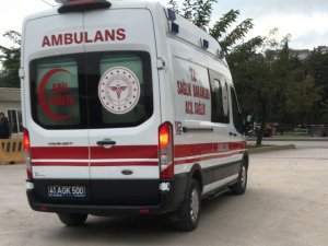 Tırın Altında Kalan Vatandaş Yaralandı