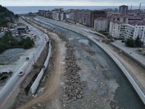 Kabisre Deresi’nde Taşkın Kontrolü Çalışmaları Devam Ediyor