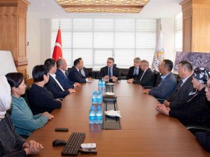 Selçuk Üniversitesi, Batken Devlet Üniversitesi İle Tecrübelerini Paylaştı