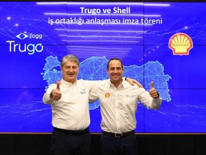 Akaryakıt İstasyonları, Elektrikli Şarj Ünitelerine Kapılarını Açıyor