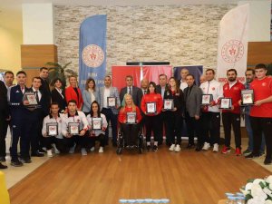 Yıldırım Belediyesi’ne Yılın En İyi Spor Kulübü Ödülü