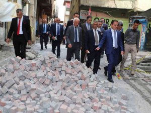 Vali Akbıyık, Yeni Halk Pazarını Denetledi