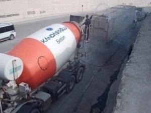 Alev Alan Tırın İmdadına Beton Mikseri Yetişti